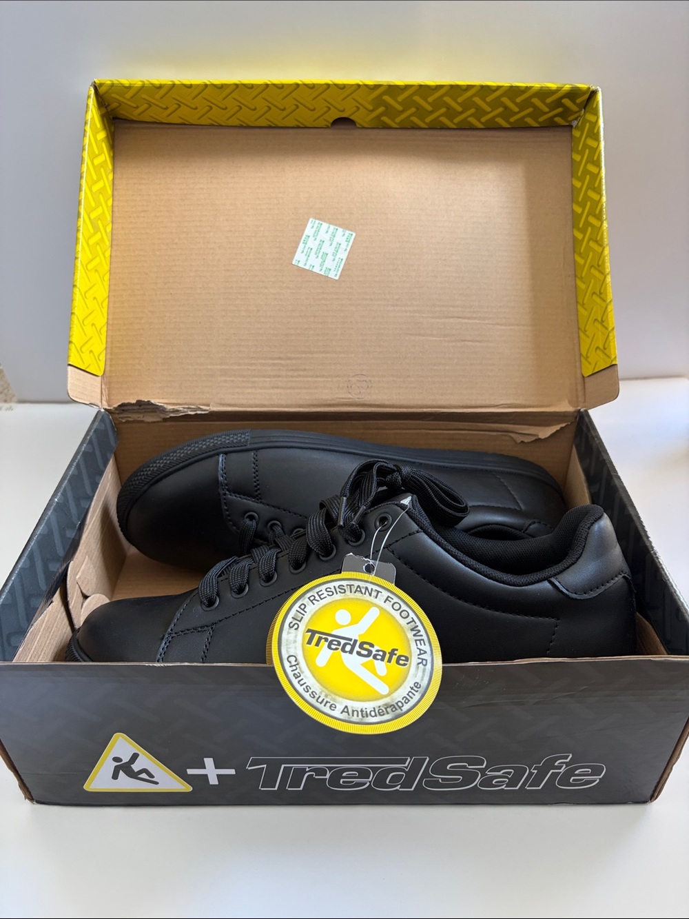 TredSafe Men’s Slip-Resistant Black Sneakers